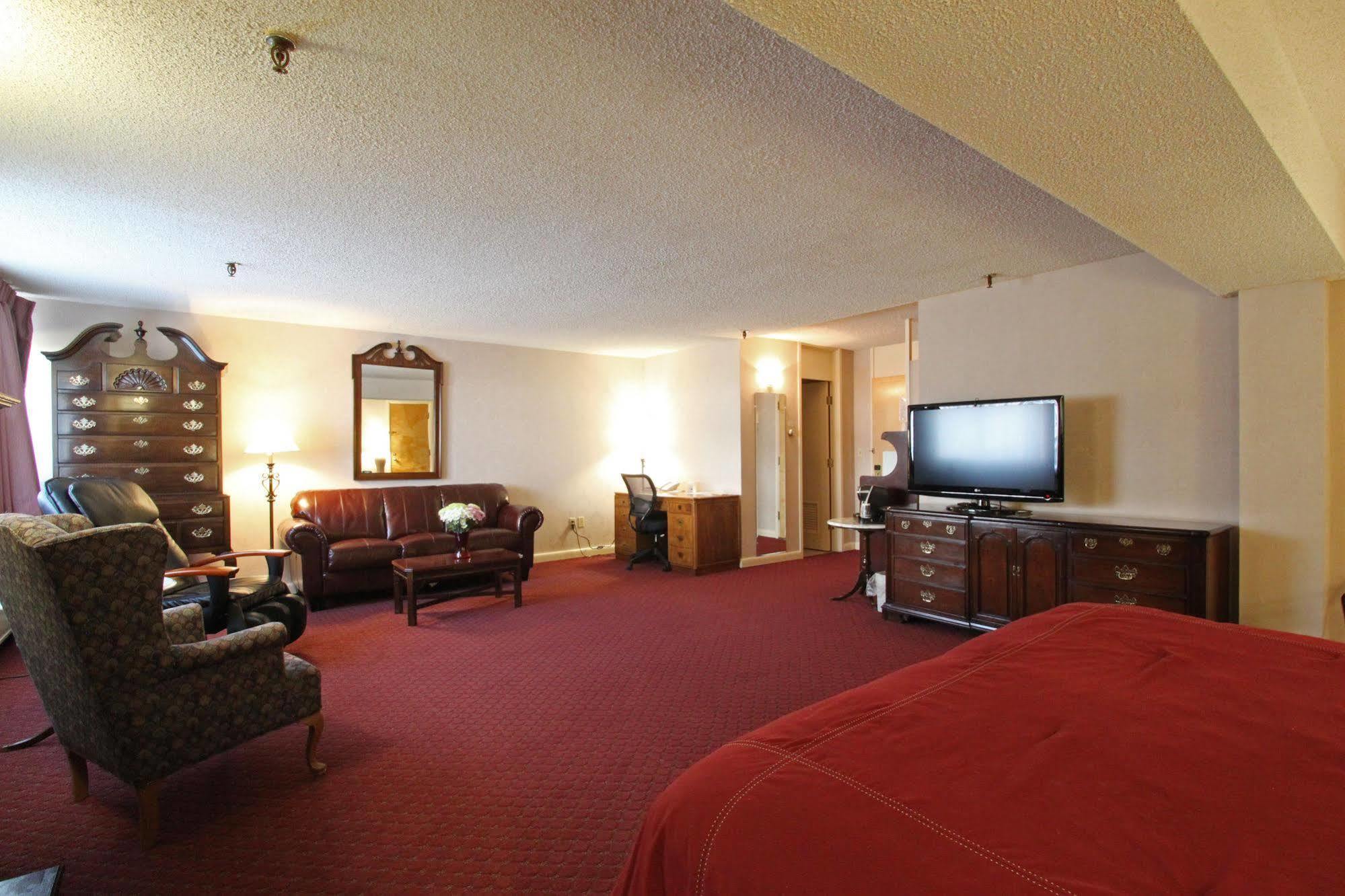Fireside Inn & Suites Waterville Exterior photo